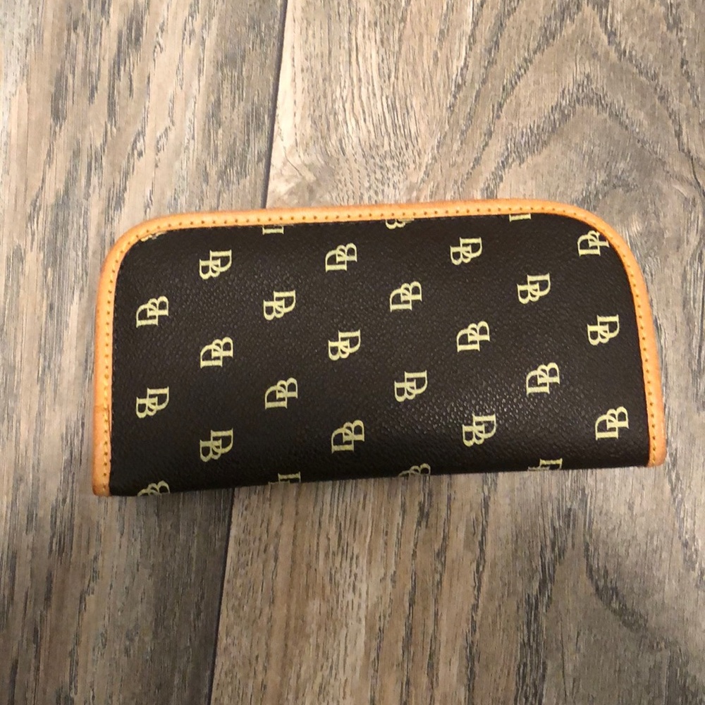 Dooney and Bourke Glasses Case